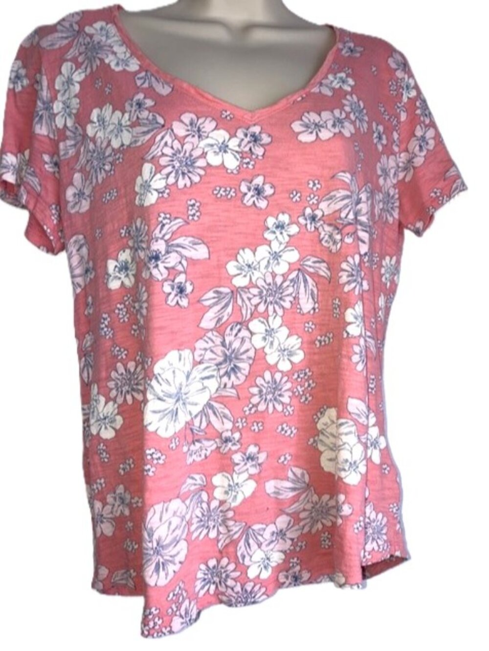 GAP Coral Pink Floral V-Neck Short Sleeve Tee Womens Medium